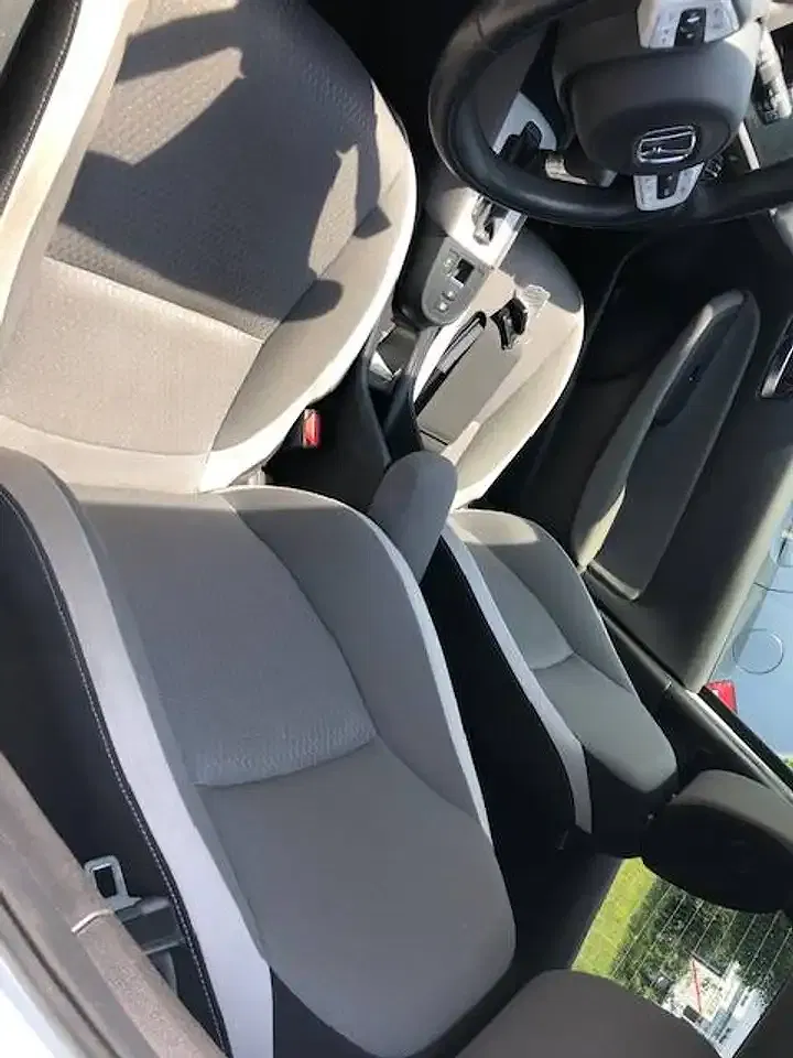 Honda Jazz - Thumbnail 5