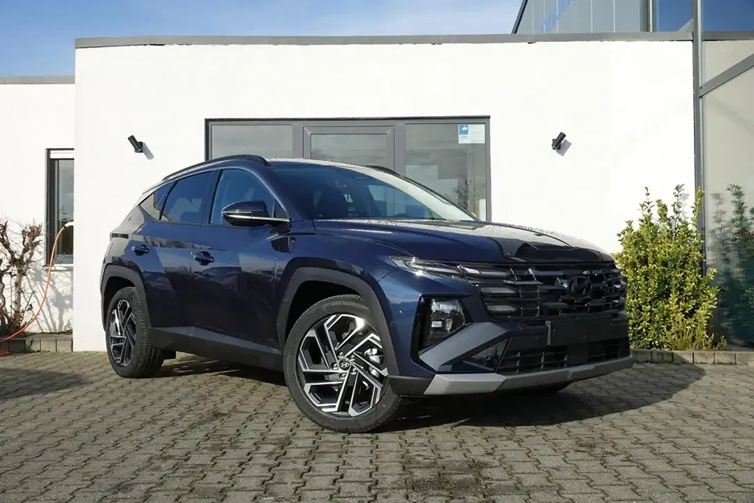 Hyundai TUCSON - Thumbnail 1
