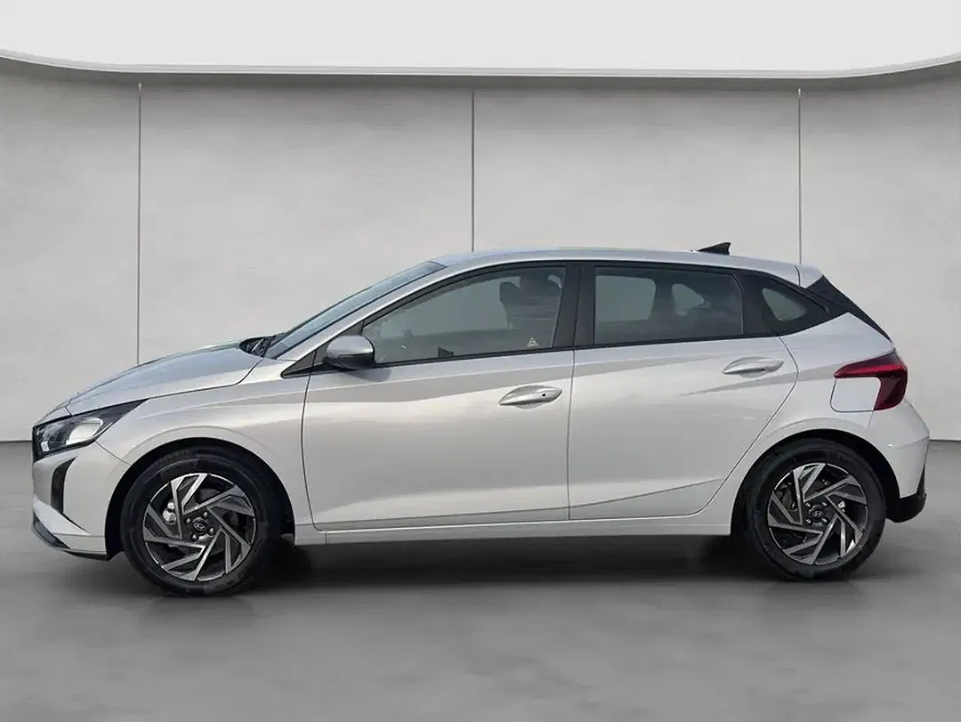 Hyundai i20 - Thumbnail 2