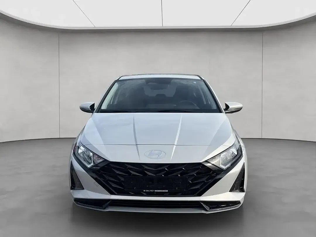 Hyundai i20 - Thumbnail 9
