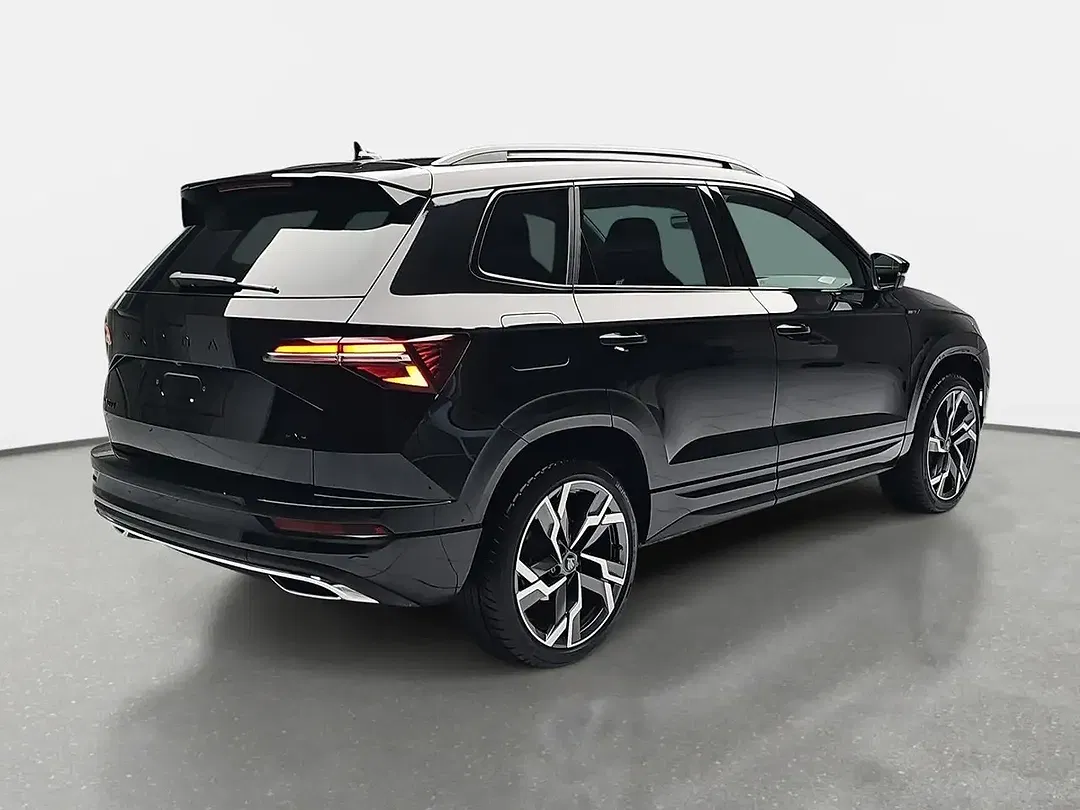 Skoda Karoq - Thumbnail 3