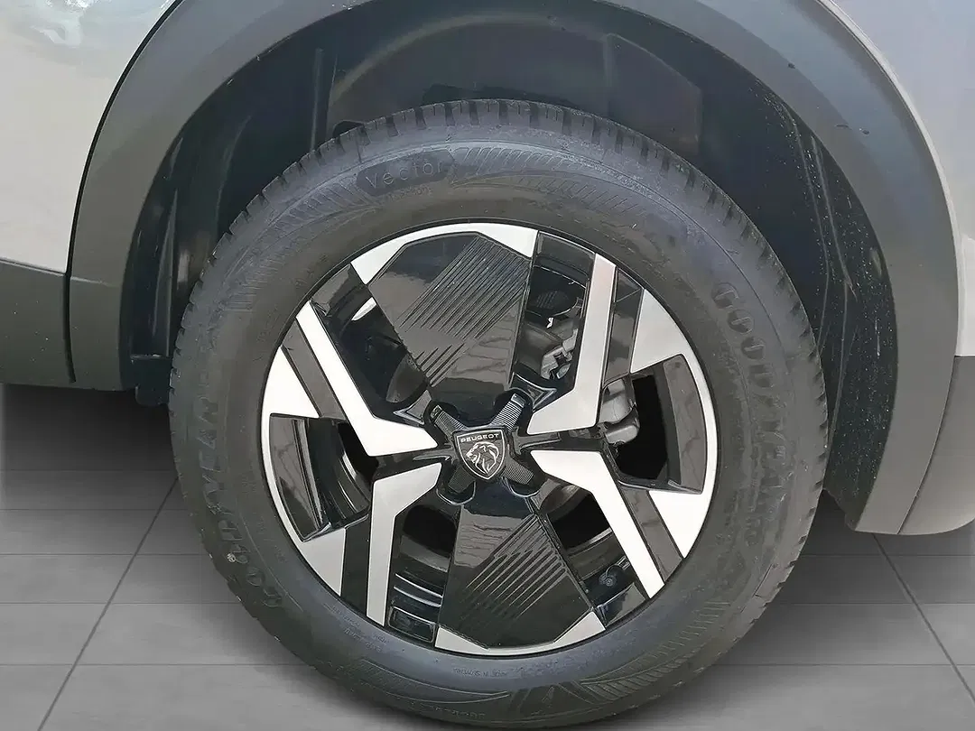 Peugeot 2008 - Thumbnail 6