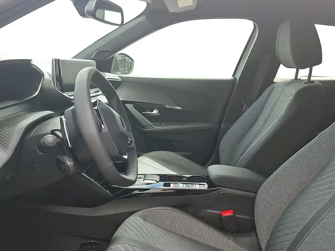 Peugeot 2008 - Thumbnail 7