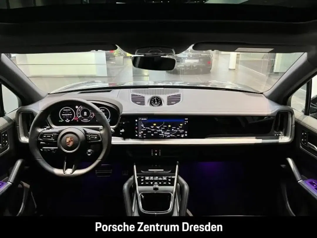 Porsche Cayenne - Thumbnail 15