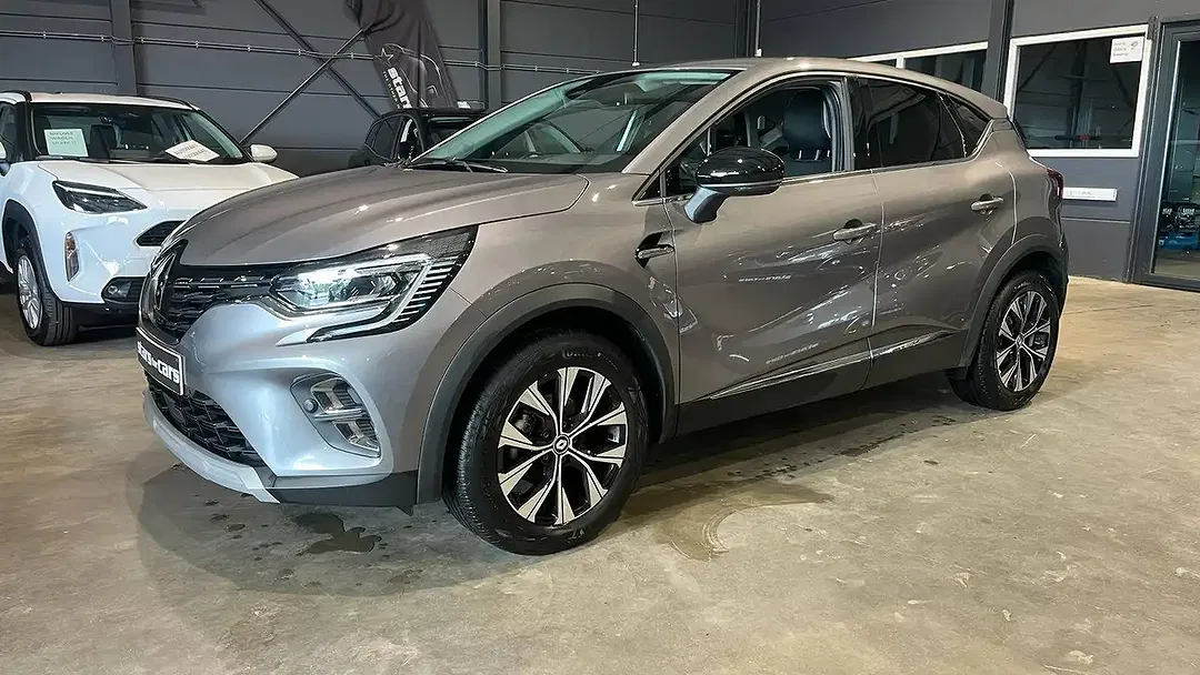 Renault Captur - Thumbnail 1