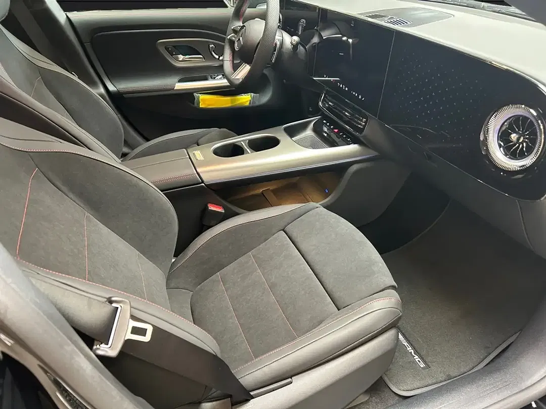 Mercedes-Benz CLA 250 - Thumbnail 6