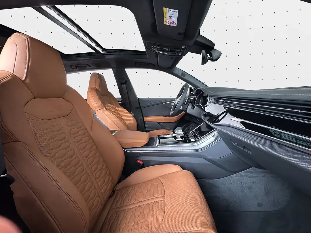 Audi RS Q8 - Thumbnail 4