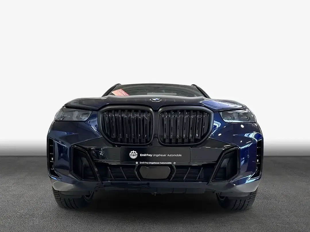 BMW X5 - Thumbnail 3