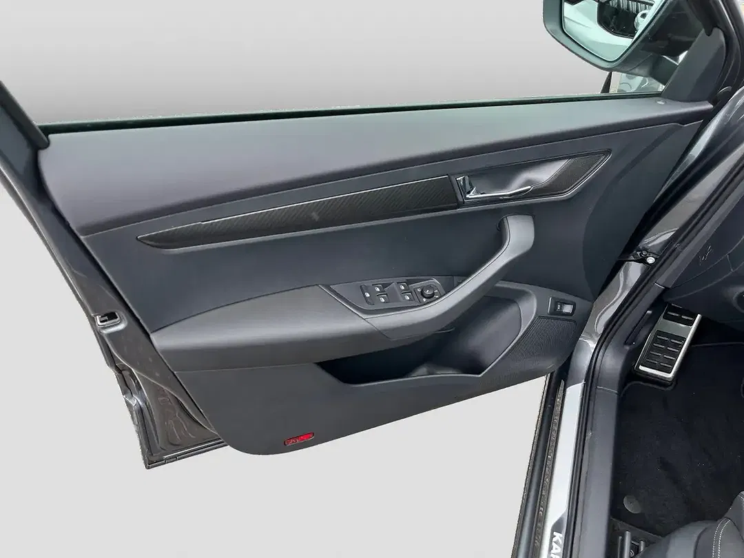 Skoda Karoq - Thumbnail 13