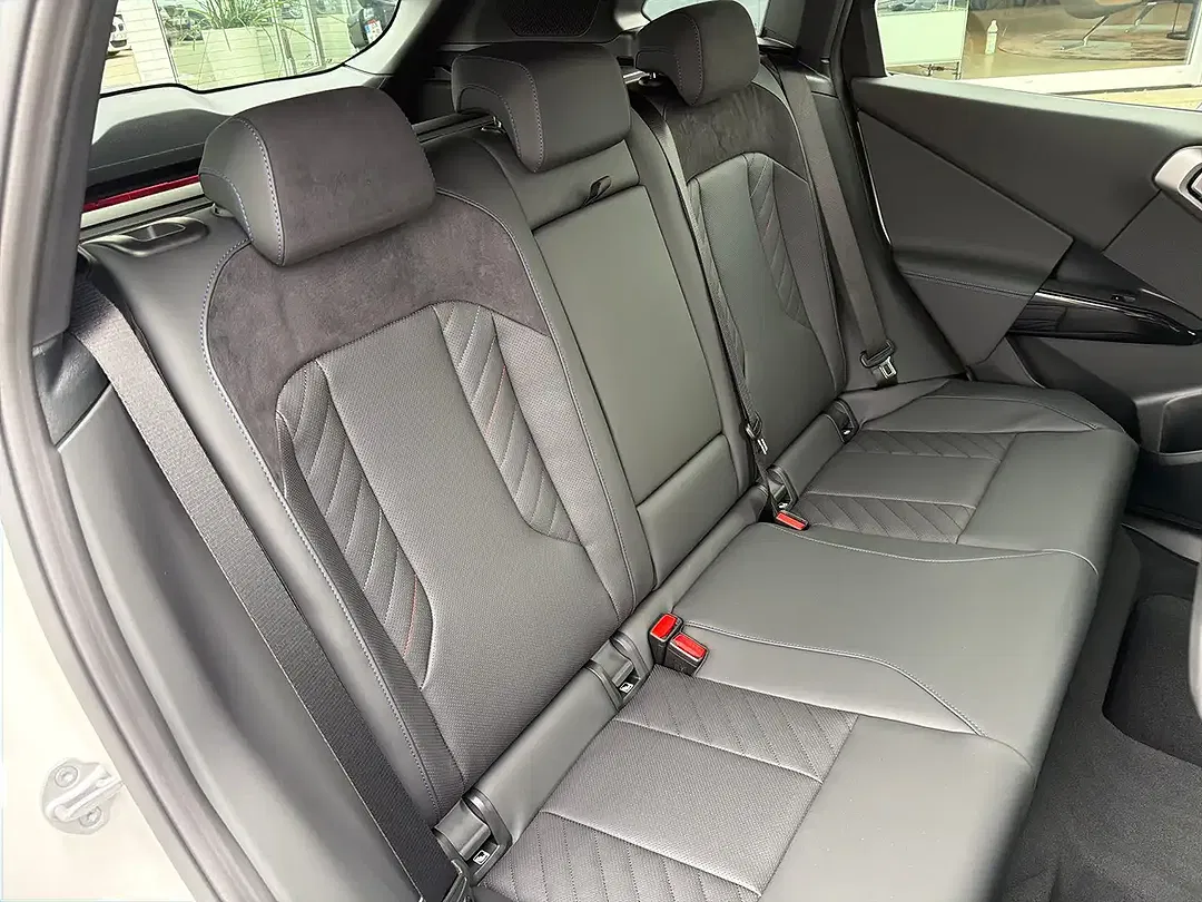 BMW X3 - Thumbnail 8