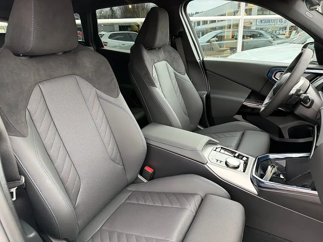 BMW X3 - Thumbnail 9