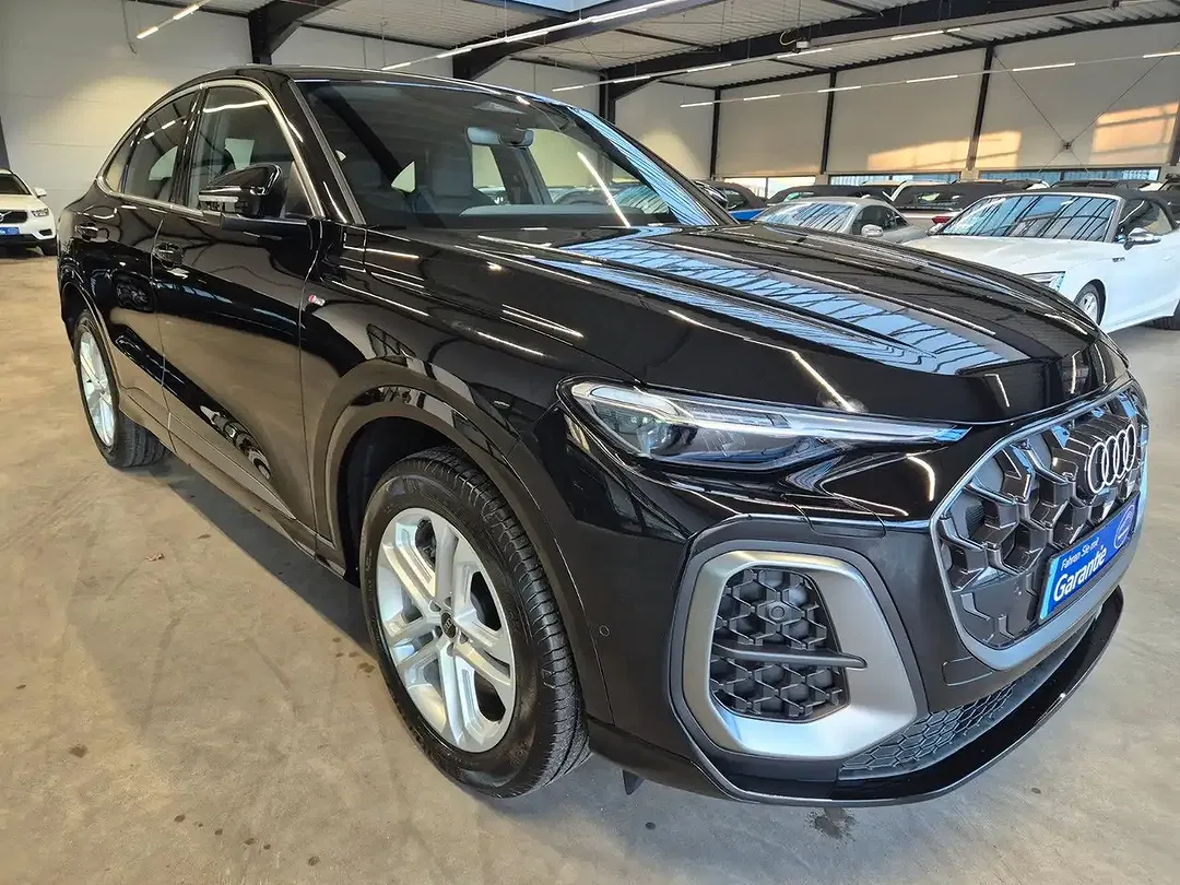 Audi Q5 - Thumbnail 3