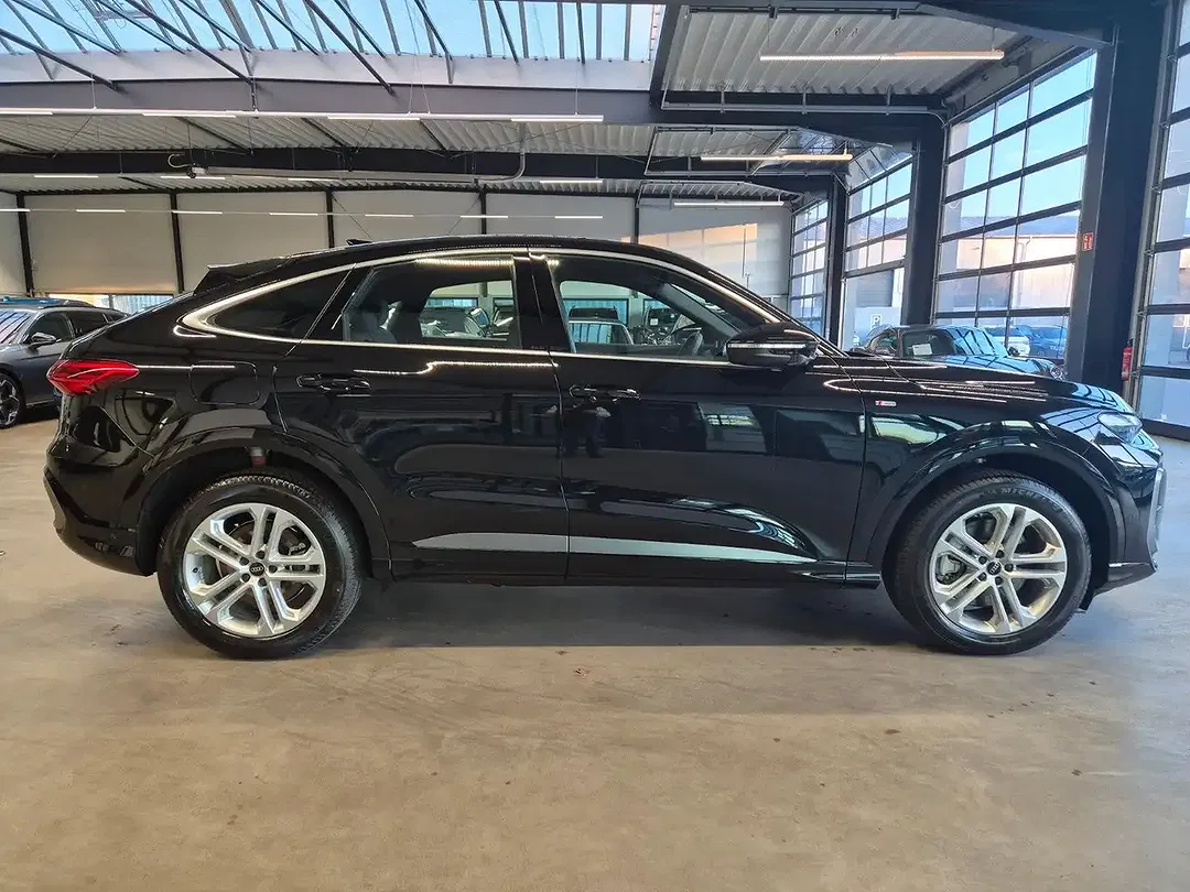 Audi Q5 - Thumbnail 4