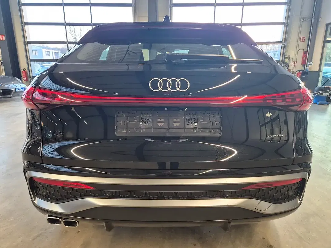 Audi Q5 - Thumbnail 6