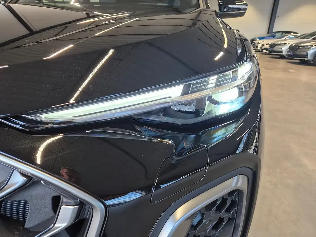 Audi Q5 - Thumbnail 9