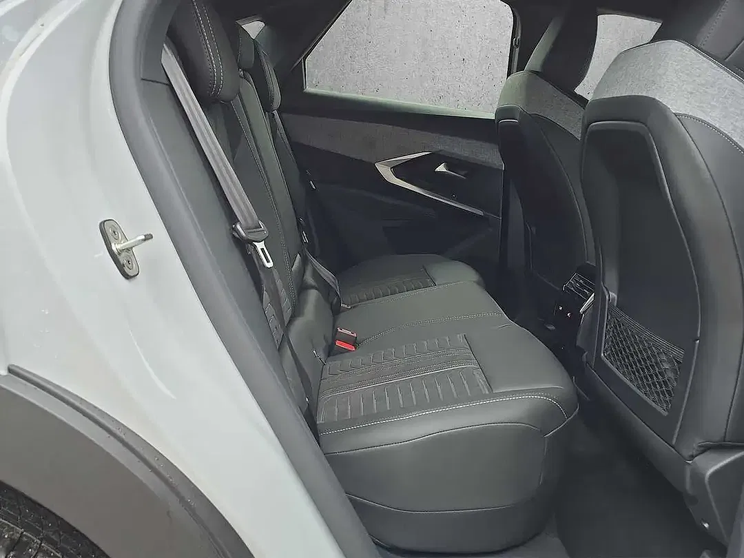 Peugeot 3008 - Thumbnail 15