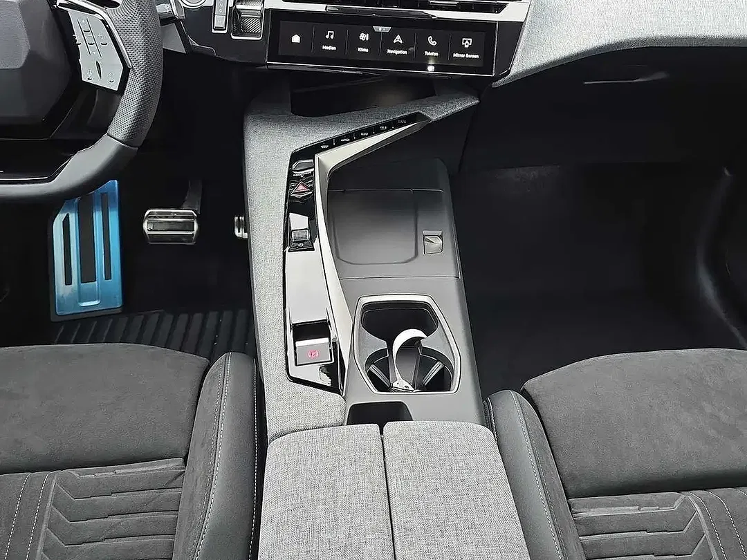 Peugeot 3008 - Thumbnail 6