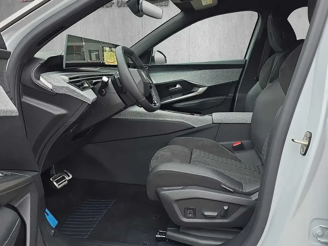 Peugeot 3008 - Thumbnail 8