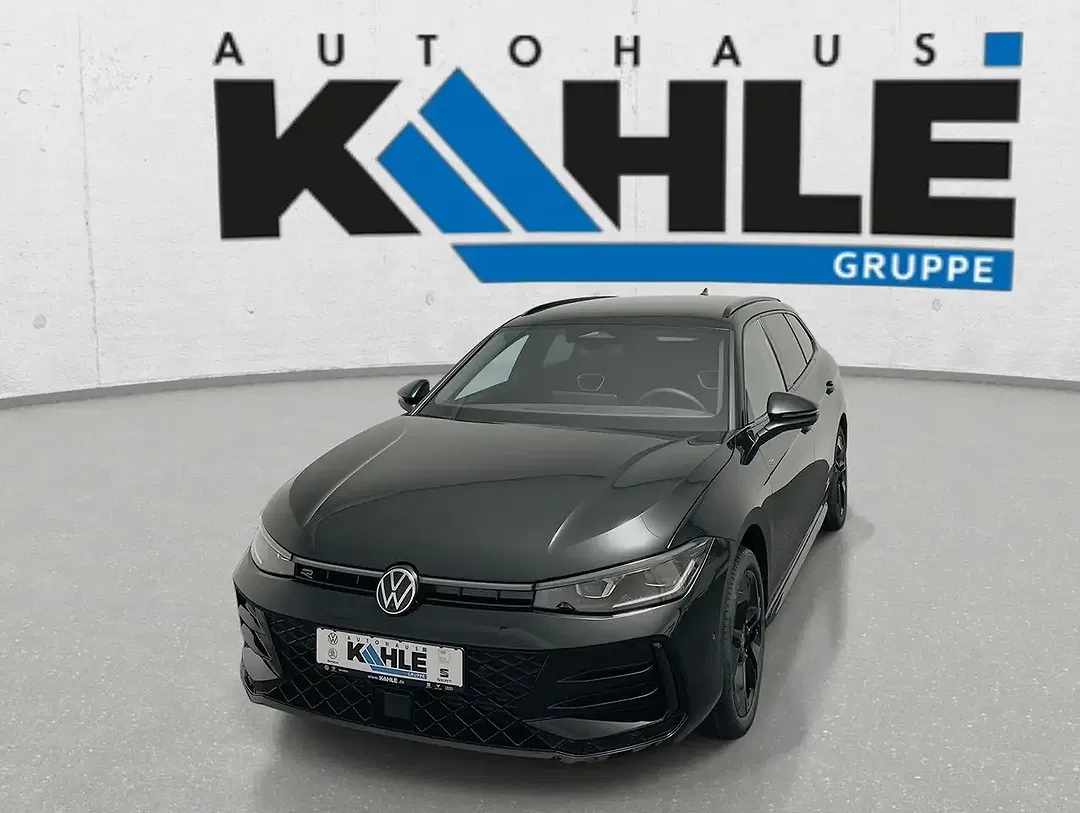Volkswagen Passat - Thumbnail 2