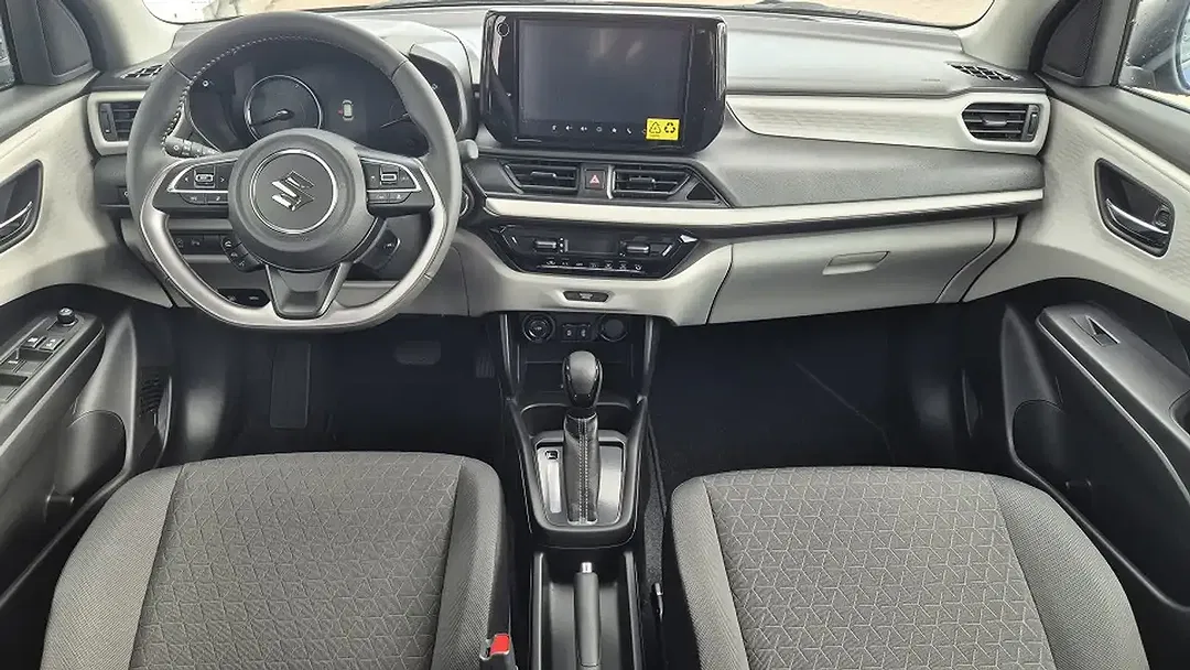 Suzuki Swift - Thumbnail 9