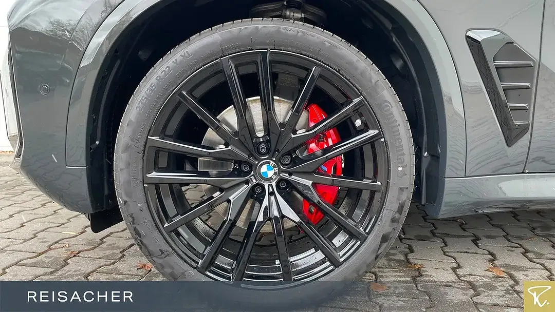 BMW X5 - Thumbnail 3