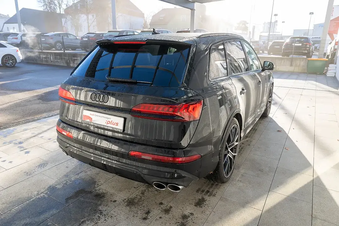 Audi SQ7 - Thumbnail 3