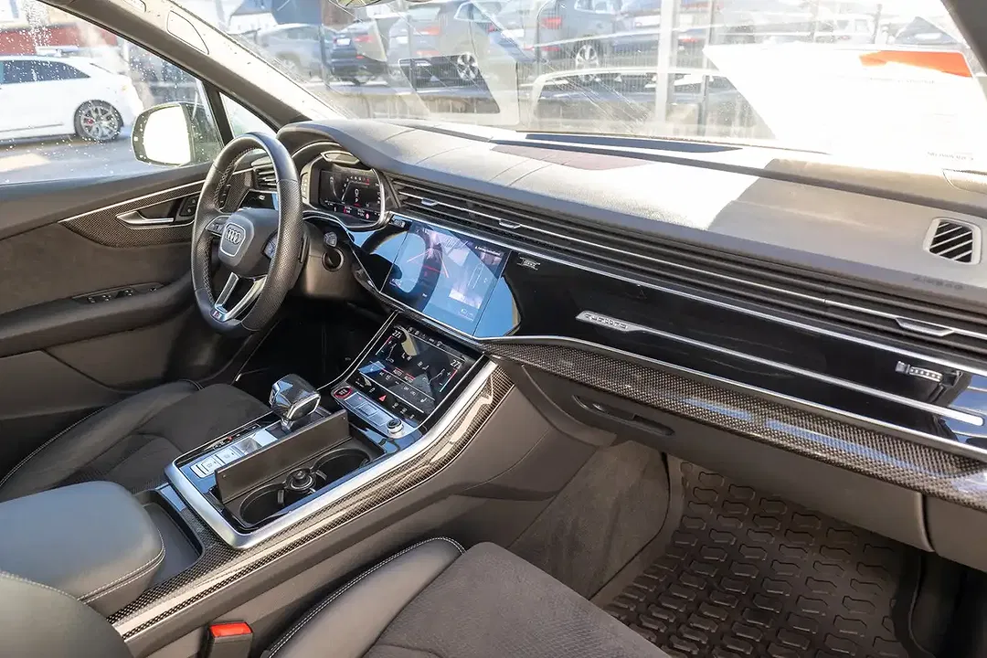 Audi SQ7 - Thumbnail 9