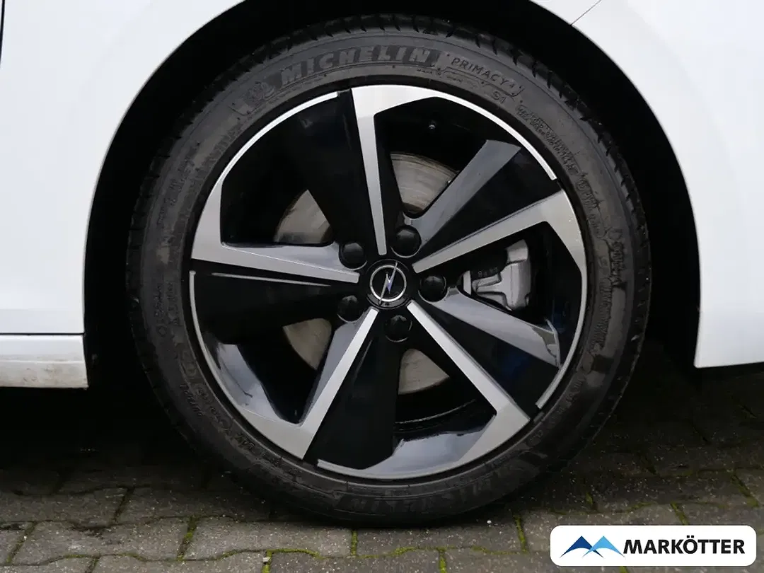 Opel Astra - Thumbnail 5