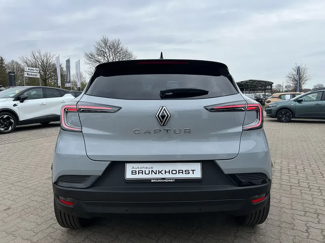 Renault Captur - Thumbnail 2