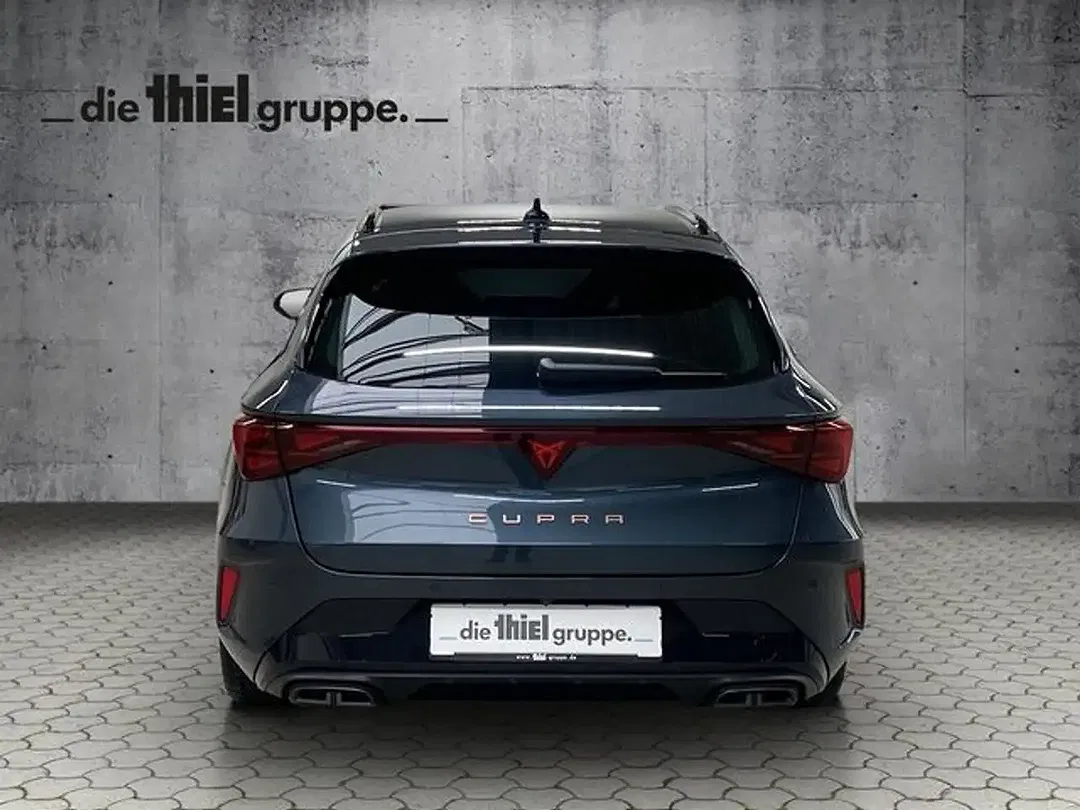 CUPRA Leon - Thumbnail 4