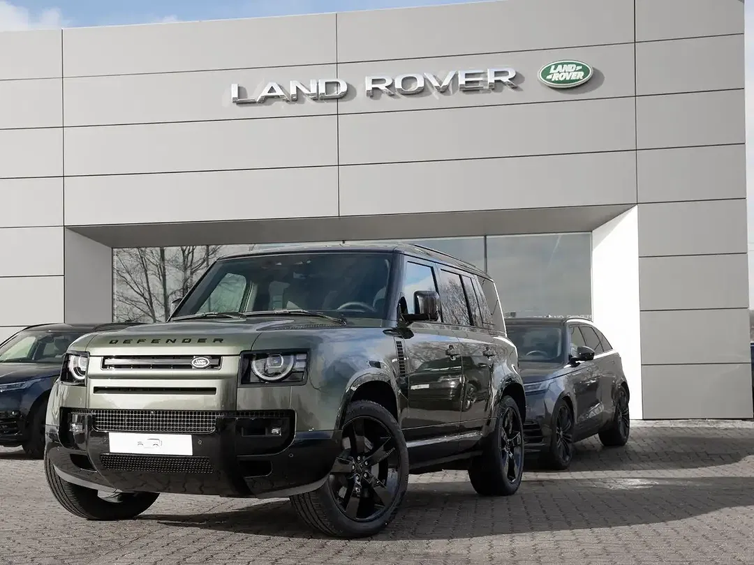 Land Rover Defender - Thumbnail 10
