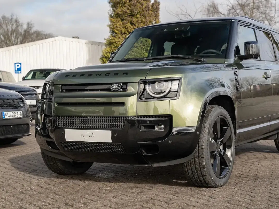 Land Rover Defender - Thumbnail 11