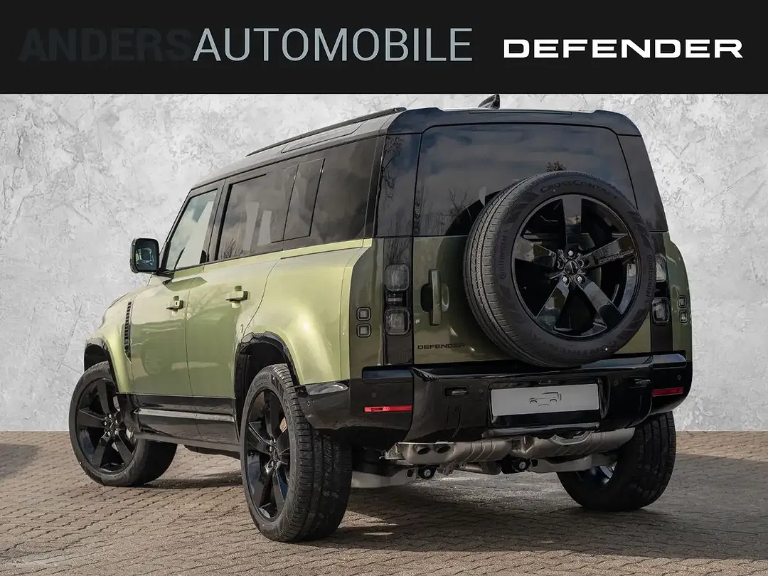 Land Rover Defender - Thumbnail 2