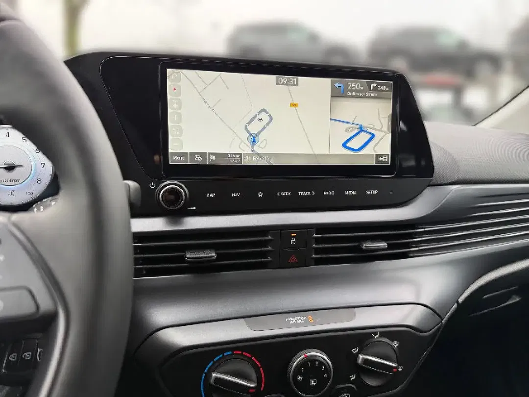 Hyundai i20 - Thumbnail 11
