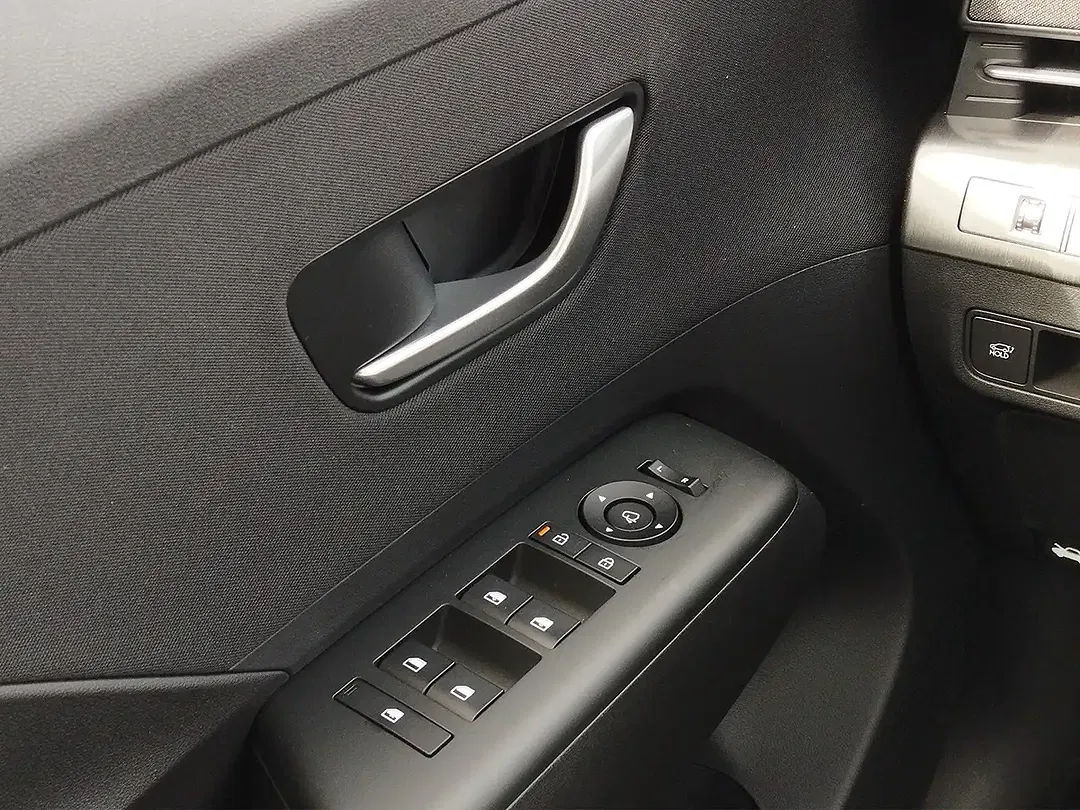Hyundai KONA - Thumbnail 12