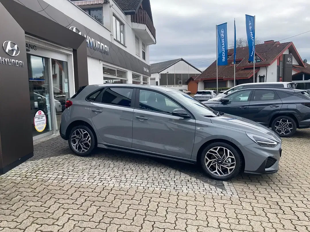 Hyundai i30 - Thumbnail 3