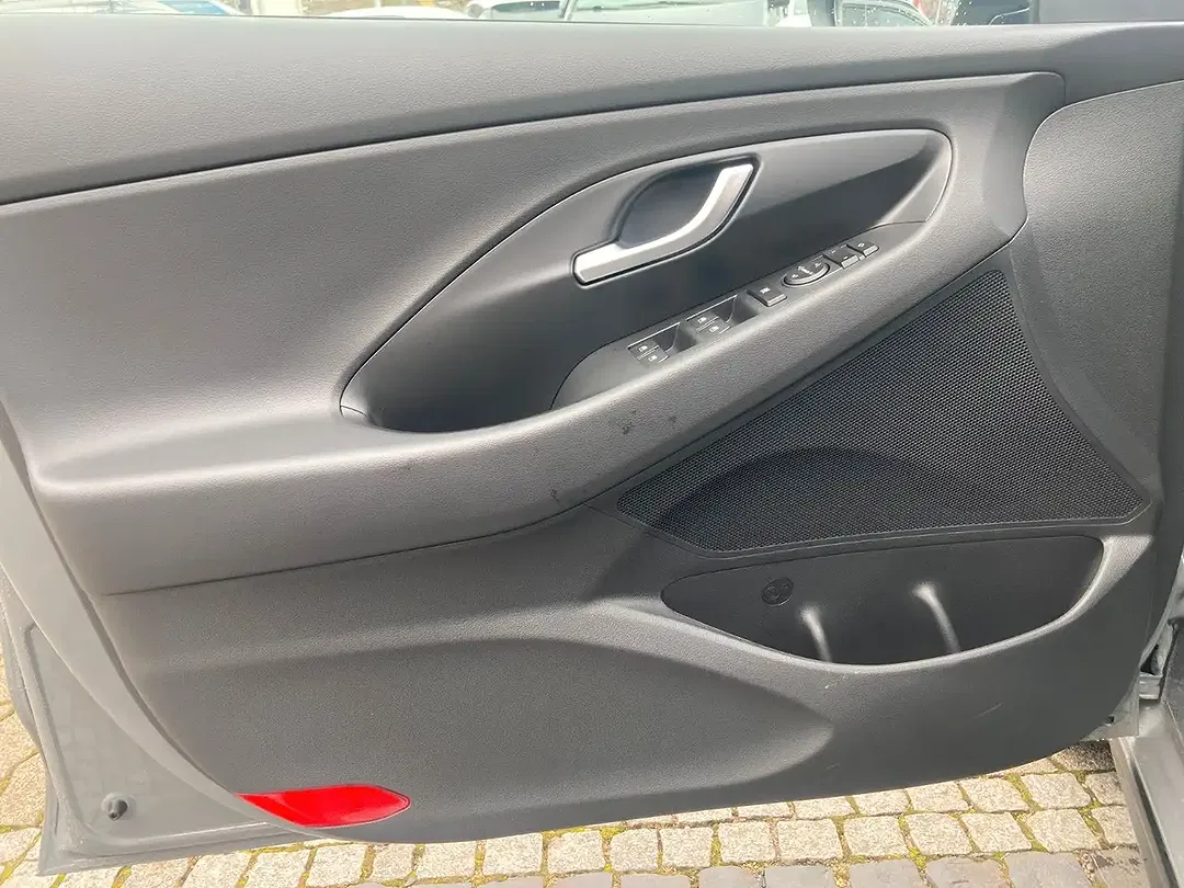 Hyundai i30 - Thumbnail 7