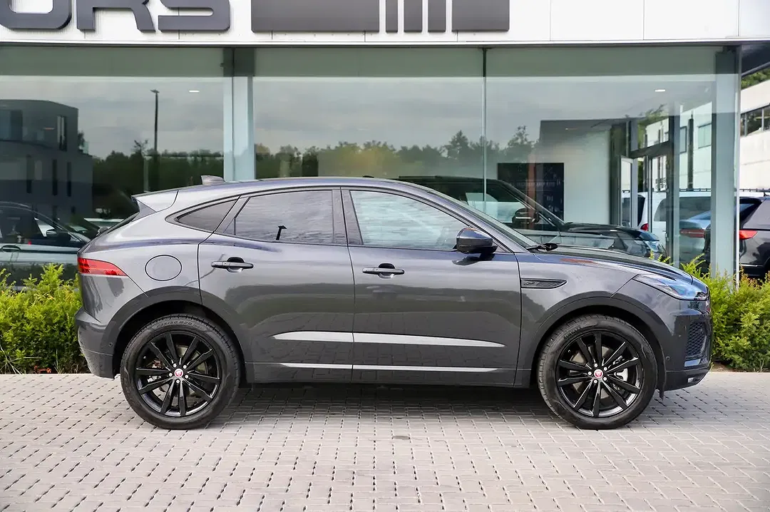 Jaguar E-Pace - Thumbnail 5