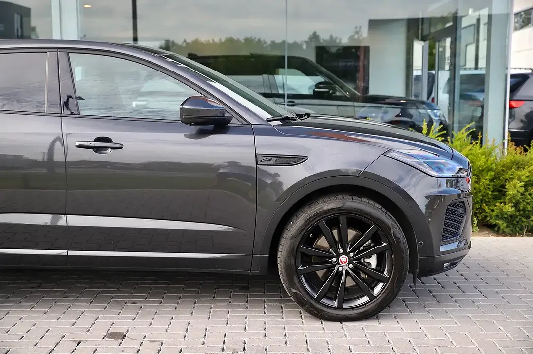 Jaguar E-Pace - Thumbnail 7