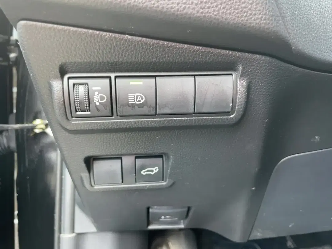 Toyota Corolla Cross - Thumbnail 16