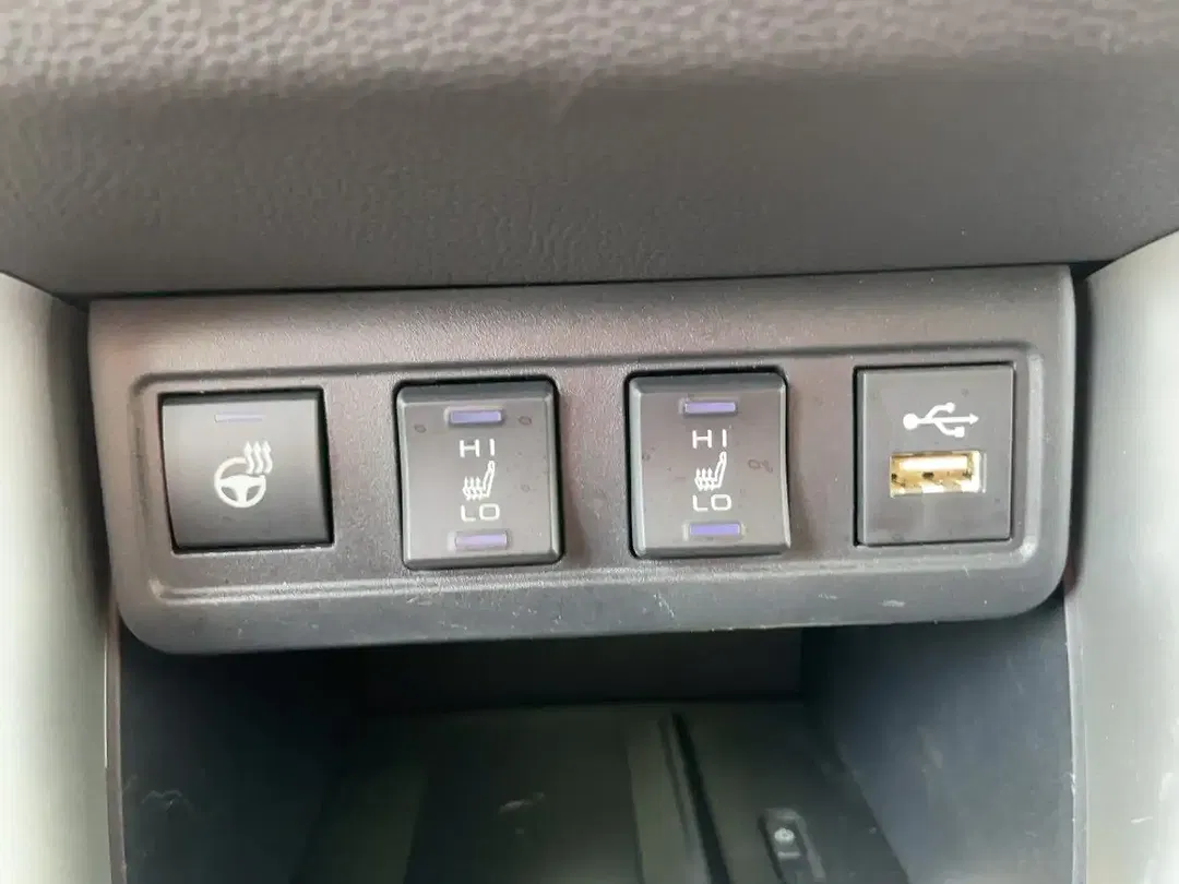 Toyota Corolla Cross - Thumbnail 18