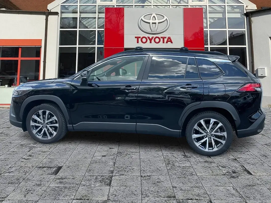 Toyota Corolla Cross - Thumbnail 5