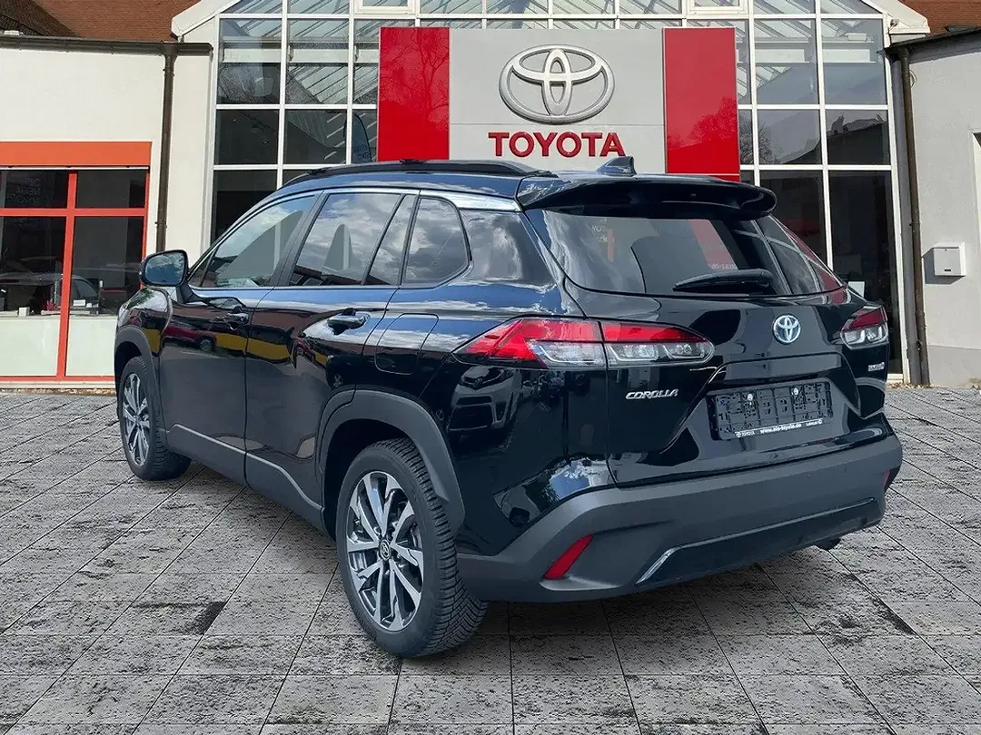 Toyota Corolla Cross - Thumbnail 6