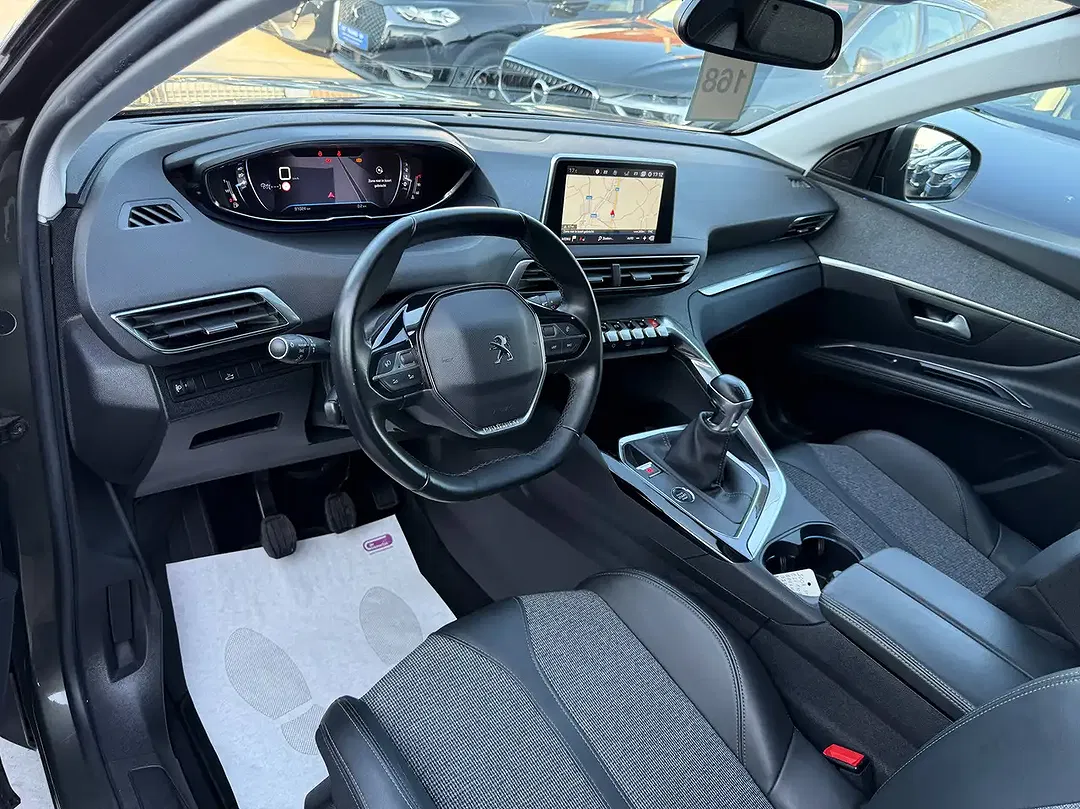 Peugeot 5008 - Thumbnail 12