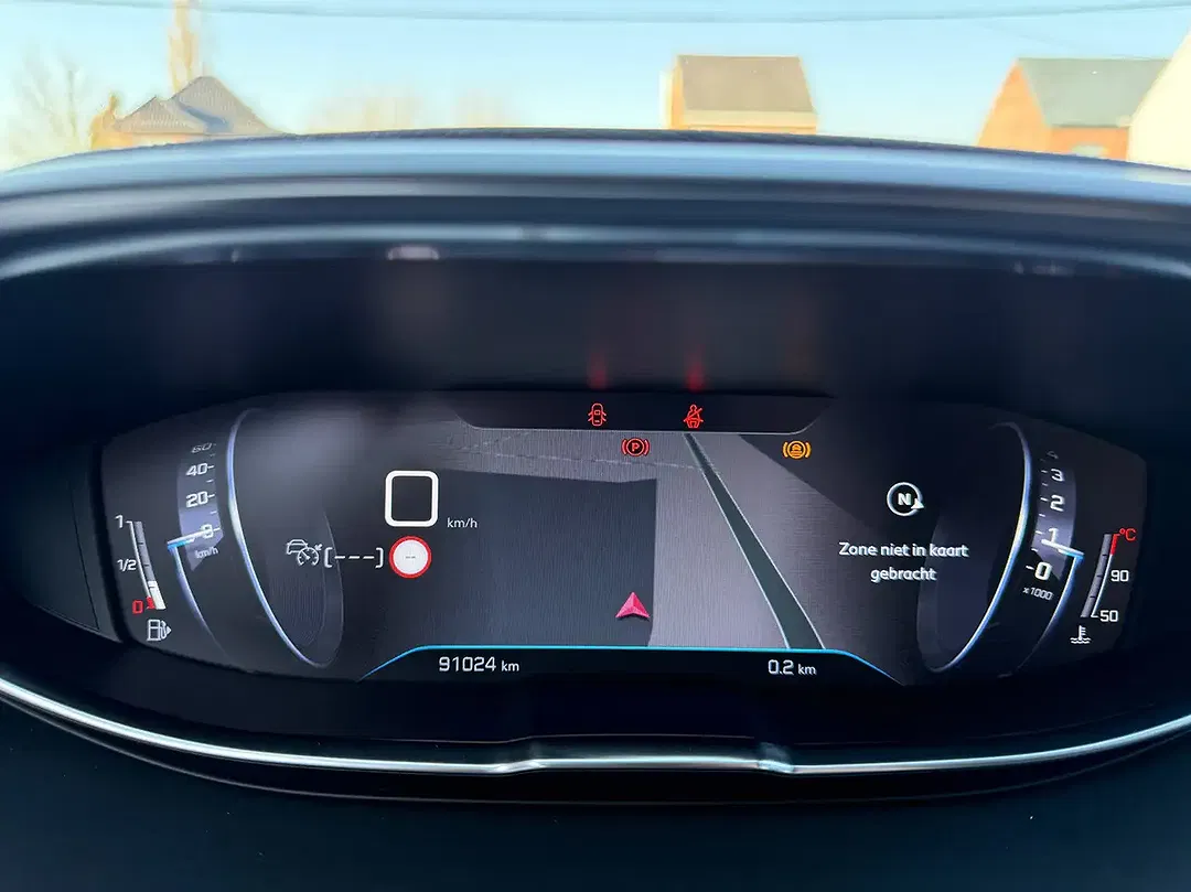 Peugeot 5008 - Thumbnail 17
