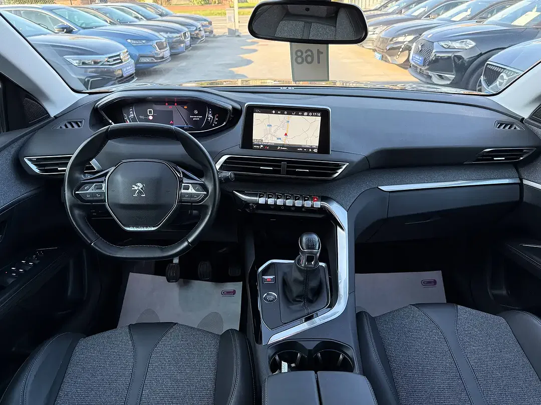 Peugeot 5008 - Thumbnail 31