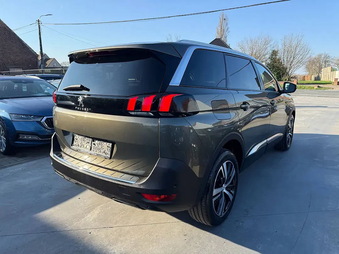 Peugeot 5008 - Thumbnail 5