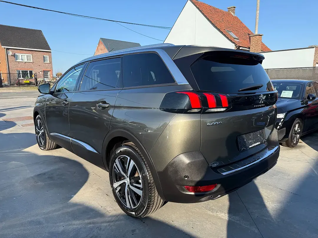 Peugeot 5008 - Thumbnail 7
