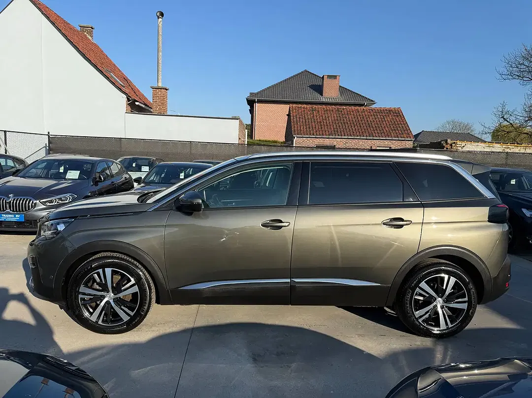 Peugeot 5008 - Thumbnail 8