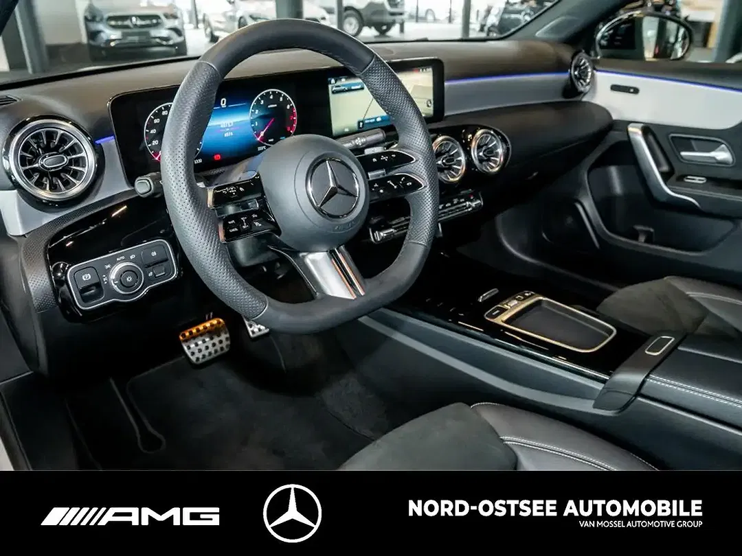 Mercedes-Benz A 200 - Thumbnail 7